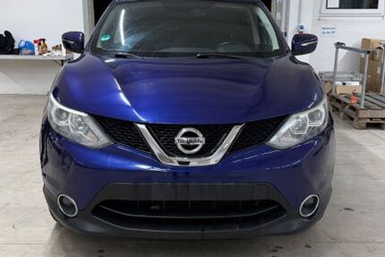 Nissan Qashqai 127.000 km 7.399 &euro; Erfurt 99091