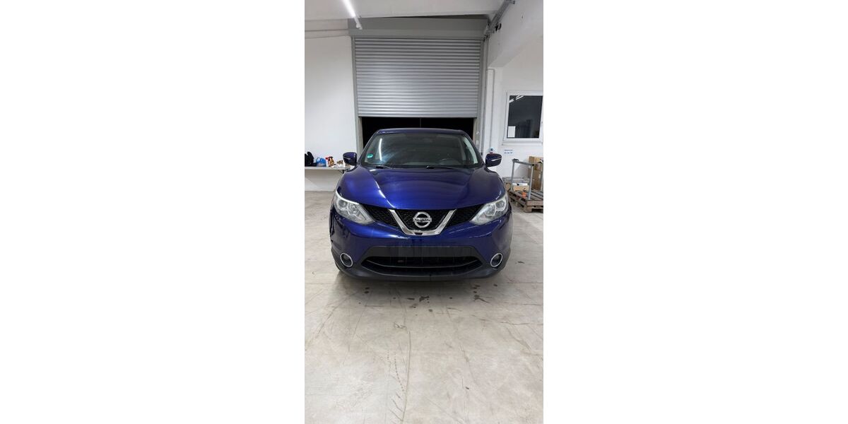 Nissan Qashqai 127.000 km 7.499 &euro; Erfurt 99091