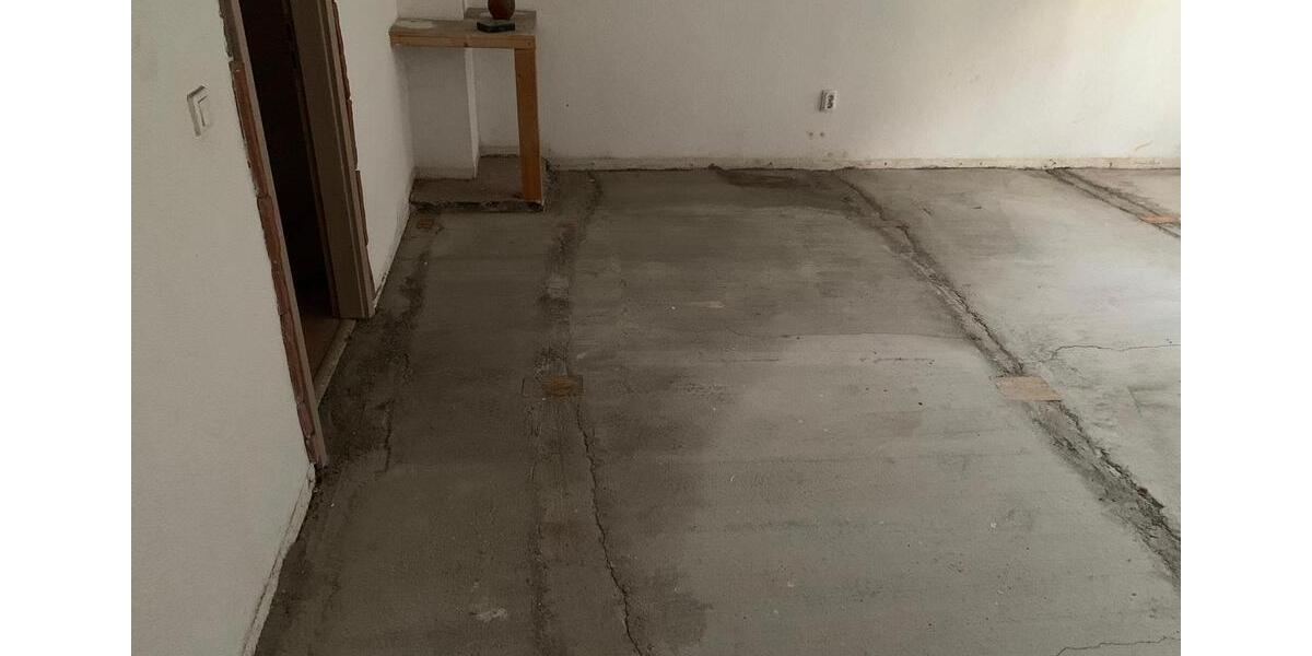 Mehrfamilienhaus, Wohnhaus Apolda - 10 Zimmer, 1.000 m&sup2;, 90.000&euro; | Angebot:22638169