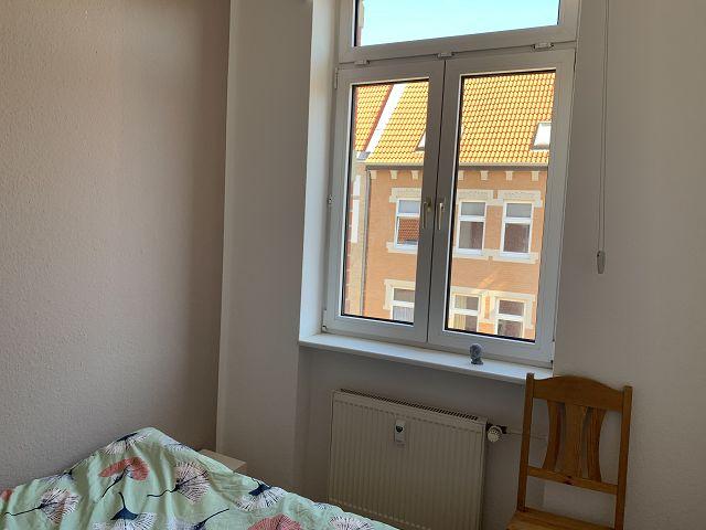 Etagenwohnung Erfurt Johannesplatz - 4 Zimmer, 75 m&sup2;, 695&euro; | Angebot:25989736