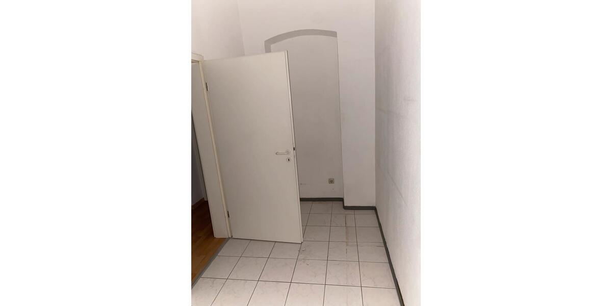 Mehrfamilienhaus, Wohnhaus Erfurt Johannesplatz - 1 Zimmer, 55 m&sup2;, 135.000&euro; | Angebot:26355503