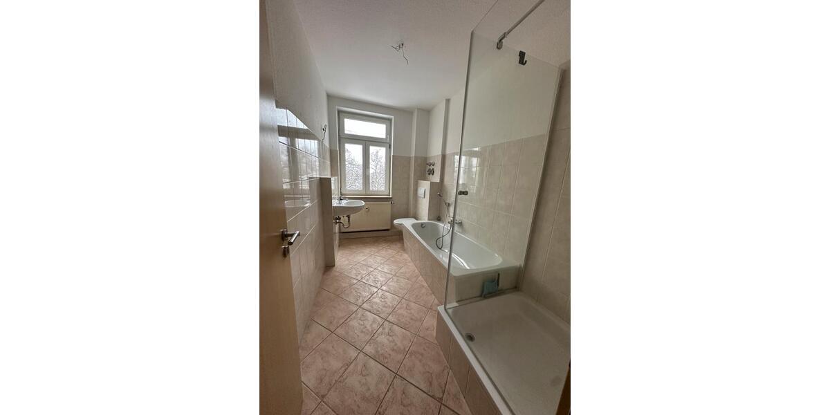 Etagenwohnung Weimar - 3 Zimmer, 95 m&sup2;, 1.540&euro; | Angebot:26001216