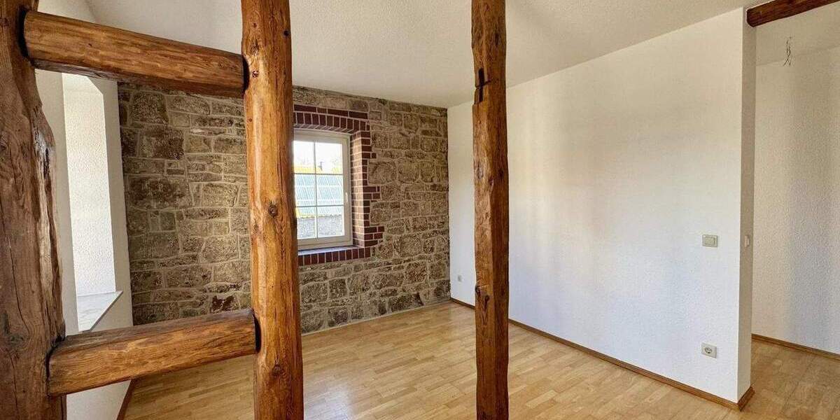 Etagenwohnung Kapellendorf - 2 Zimmer, 60 m&sup2;, 572&euro; | Angebot:25727749