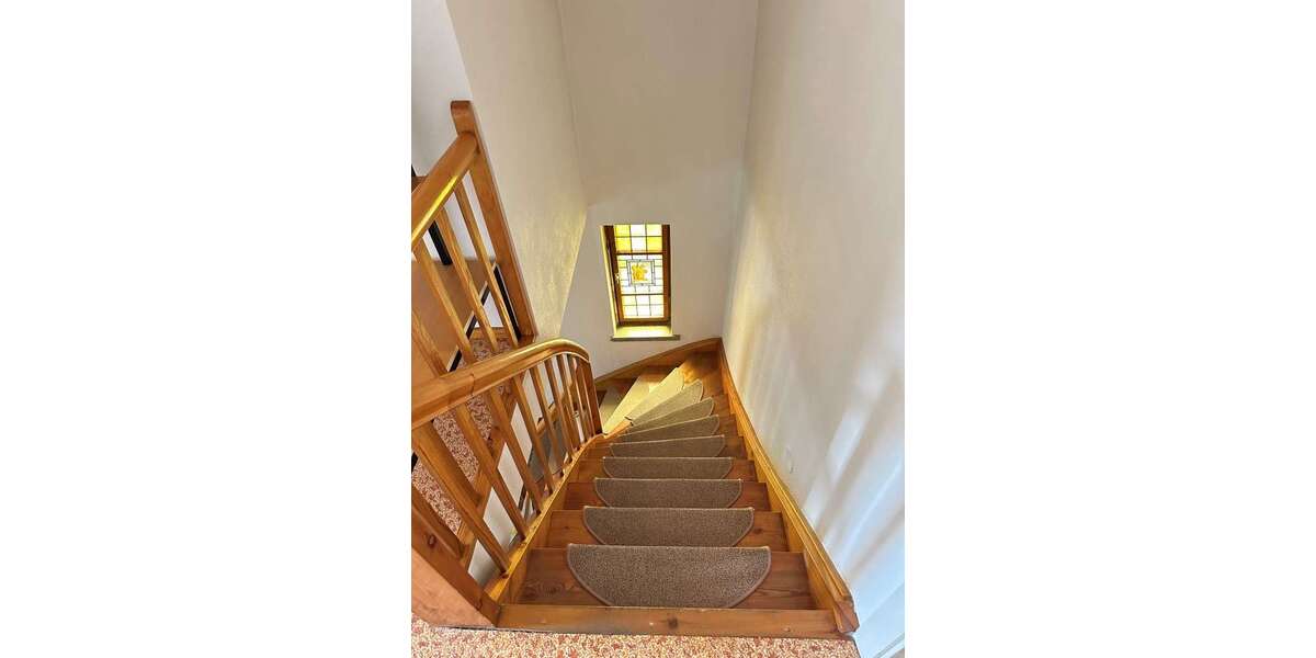 Teilsaniertes Einfamilienhaus mit großem Grundstück - Einfamilienhaus Rudolstadt | Angebot:26676327