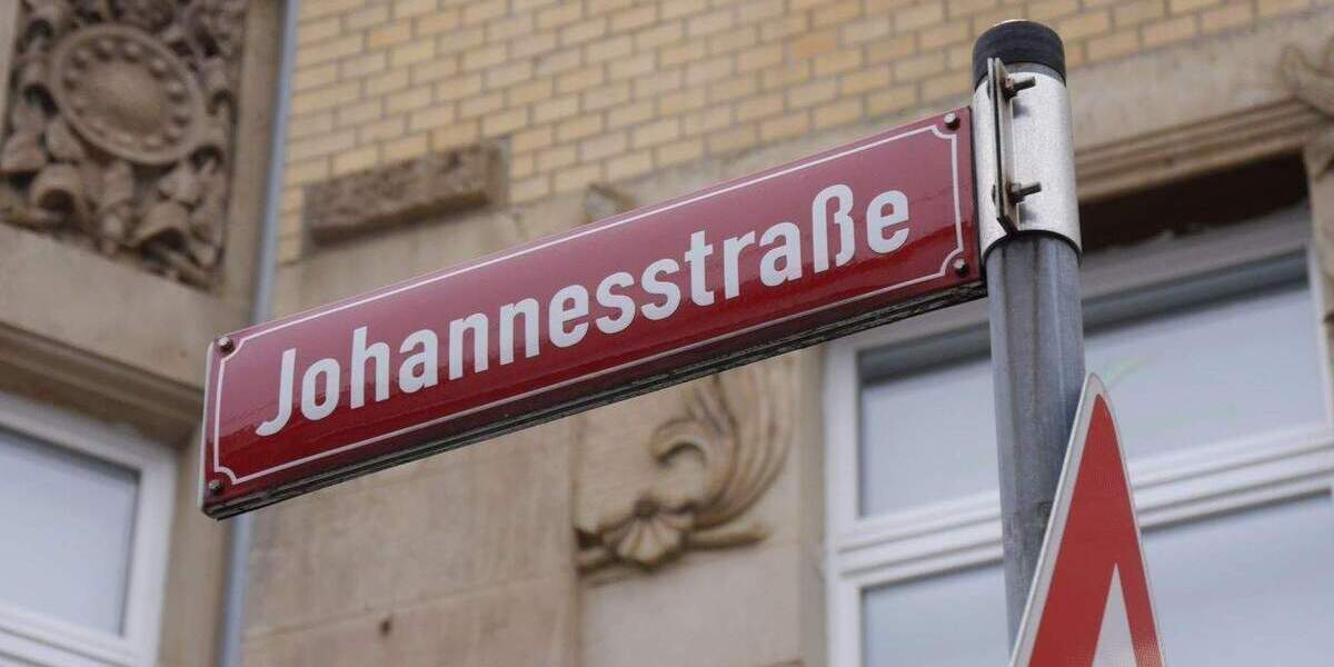 Etagenwohnung Erfurt Altstadt - 2 Zimmer, 87 m&sup2;, 995&euro; | Angebot:25908833