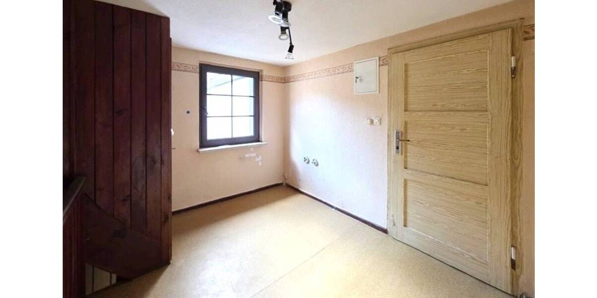 Einfamilienhaus Jena Ziegenhain - 5 Zimmer, 140 m&sup2;, 370.000&euro; | Angebot:25837441