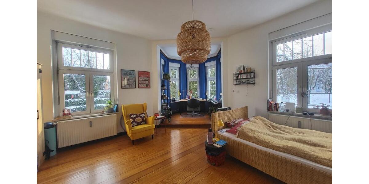 Hochparterre Apolda - 4 Zimmer, 160 m&sup2;, 1.450&euro; | Angebot:26026073