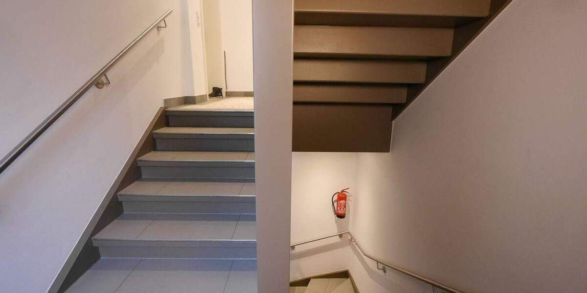 Etagenwohnung Erfurt Altstadt - 2 Zimmer, 87 m&sup2;, 995&euro; | Angebot:25908833