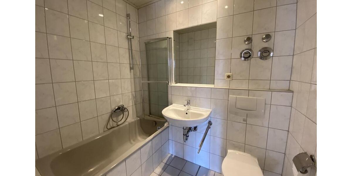 Etagenwohnung Erfurt Daberstedt - 3 Zimmer, 77 m&sup2;, 695&euro; | Angebot:26619419