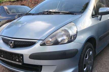 Honda Jazz 90.000 km 5.300 &euro; Erfurt 99086