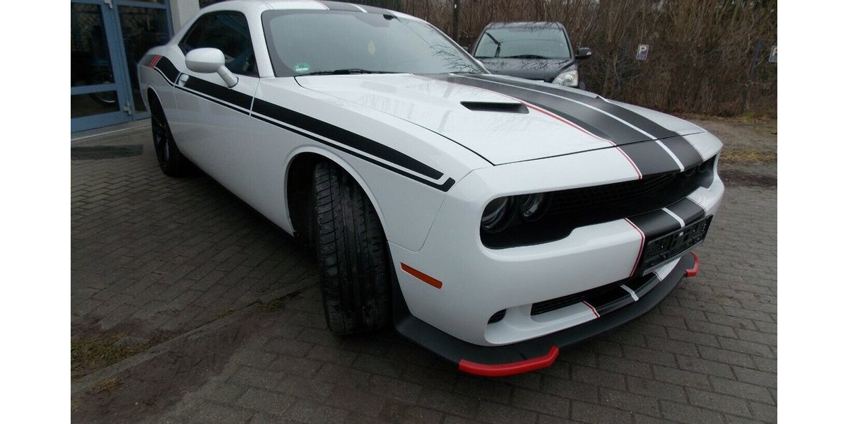 Dodge Challenger 6,4 Scat Pack 93.400 km 34.990 &euro; Rudolstadt 07407