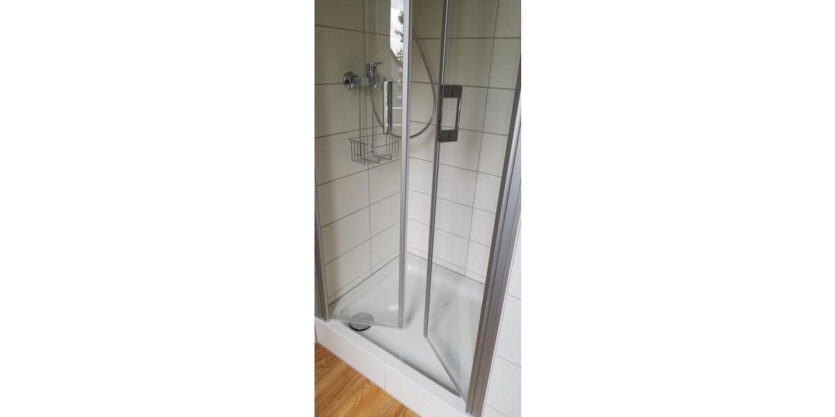 Etagenwohnung Apolda - 1 Zimmer, 18 m&sup2;, 280&euro; | Angebot:26051120