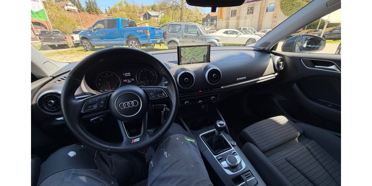 Audi A3 1,4 TFSI S LINE LIMOUSINE SERVICE NEU 73.500 km 15.999 &euro; Rudolstadt 07407