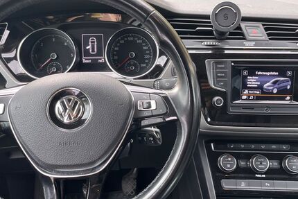 VW Touran 221.000 km 9.999 &euro; Dornburg-Camburg 07774