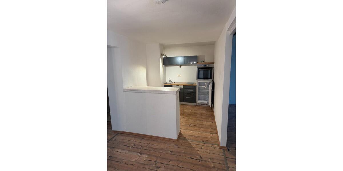 Etagenwohnung Rudolstadt - 2 Zimmer, 70 m&sup2;, 415&euro; | Angebot:26623724