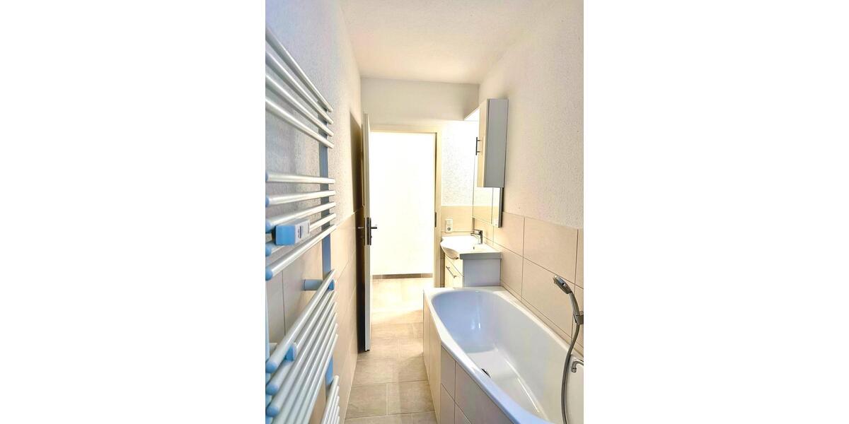 Etagenwohnung Jena - 2 Zimmer, 50 m&sup2;, 395&euro; | Angebot:25444062