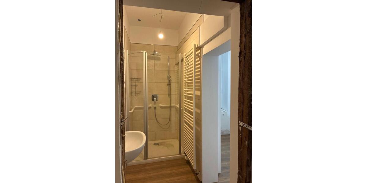 Erdgeschoßwohnung Erfurt - 4 Zimmer, 89 m&sup2;, 950&euro; | Angebot:26448183