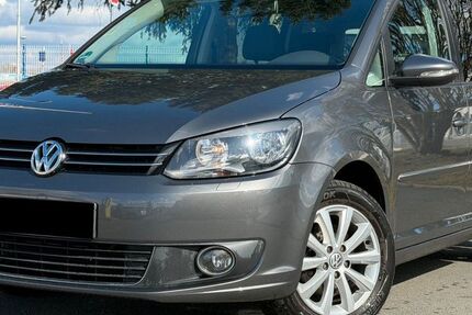 VW Touran 148.863 km 8.950 &euro; Rudolstadt 07407