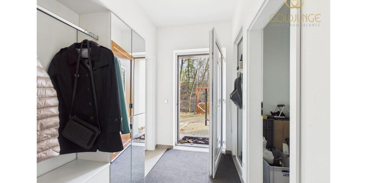 Erdgeschoßwohnung Rudolstadt - 6 Zimmer, 102 m&sup2;, 1.200&euro; | Angebot:25962781