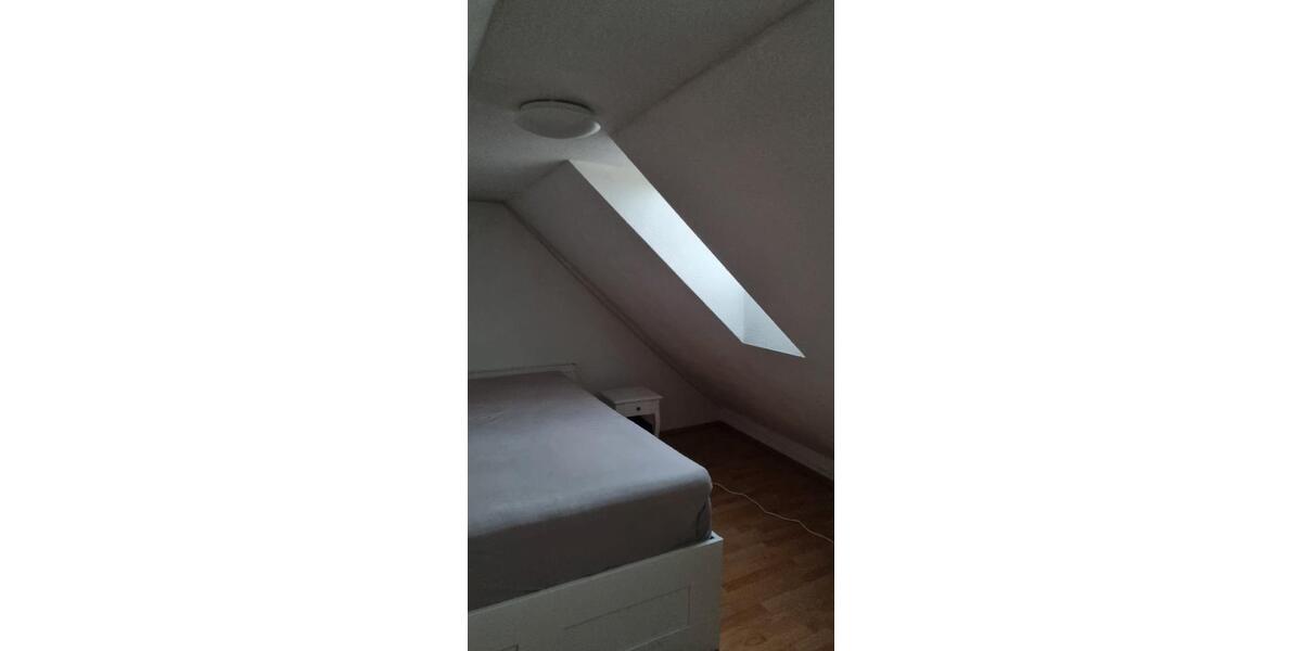 Dachgeschoßwohnung Jena Kernberge - 1 Zimmer, 28 m&sup2;, 290&euro; | Angebot:26234033