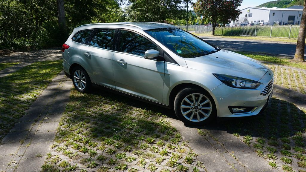 Ford Focus 102.000 km 6.600 &euro; Rudolstadt 07407