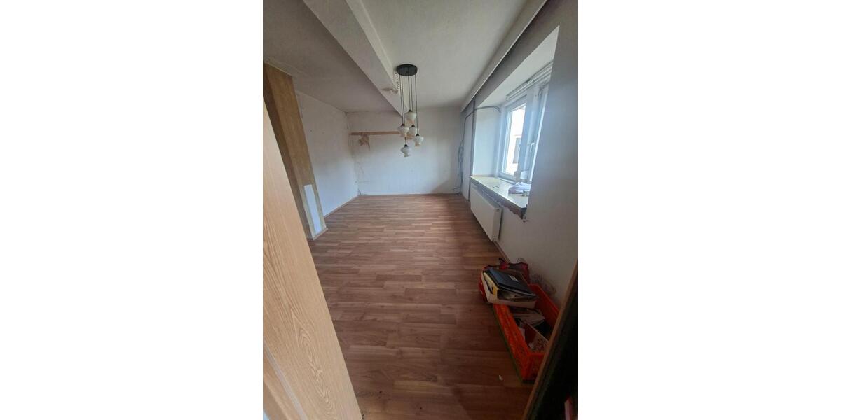 Mehrfamilienhaus, Wohnhaus Buttstädt - 11 Zimmer, 200 m&sup2;, 87.500&euro; | Angebot:26039272
