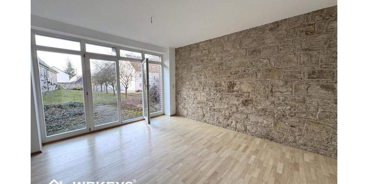 Etagenwohnung Kapellendorf - 3 Zimmer, 80 m&sup2;, 787&euro; | Angebot:25727753