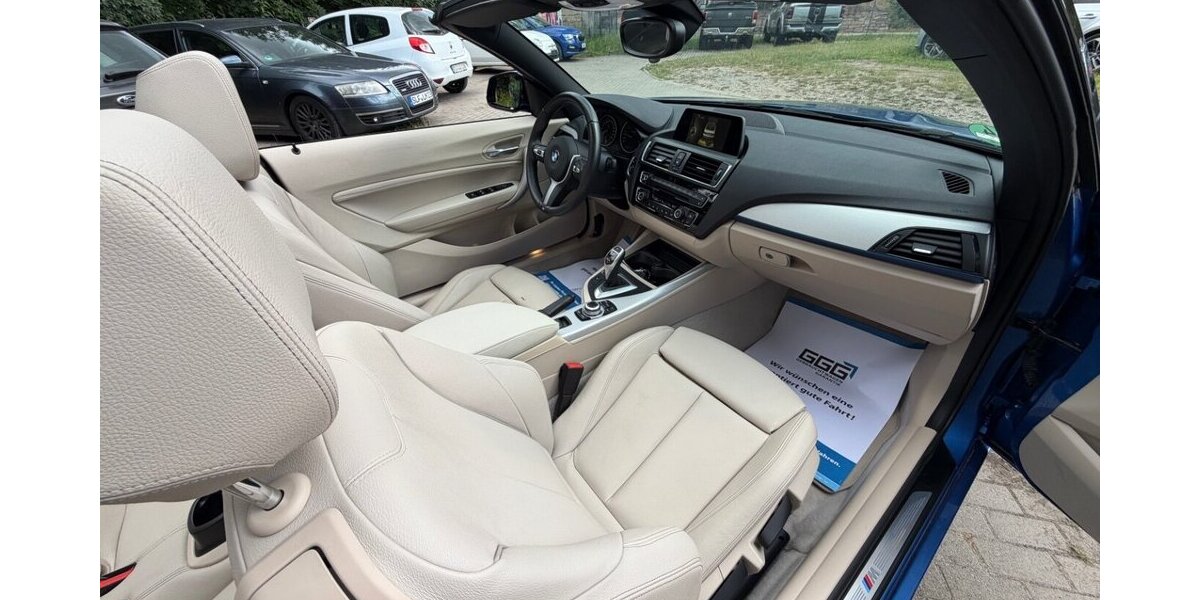 BMW 220 220i Cabrio M paket 34000Km 34.000 km 21.499 &euro; Rudolstadt 07407