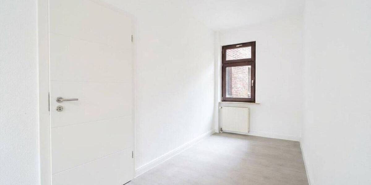 Etagenwohnung Apolda - 3 Zimmer, 87 m&sup2;, 770&euro; | Angebot:26257625