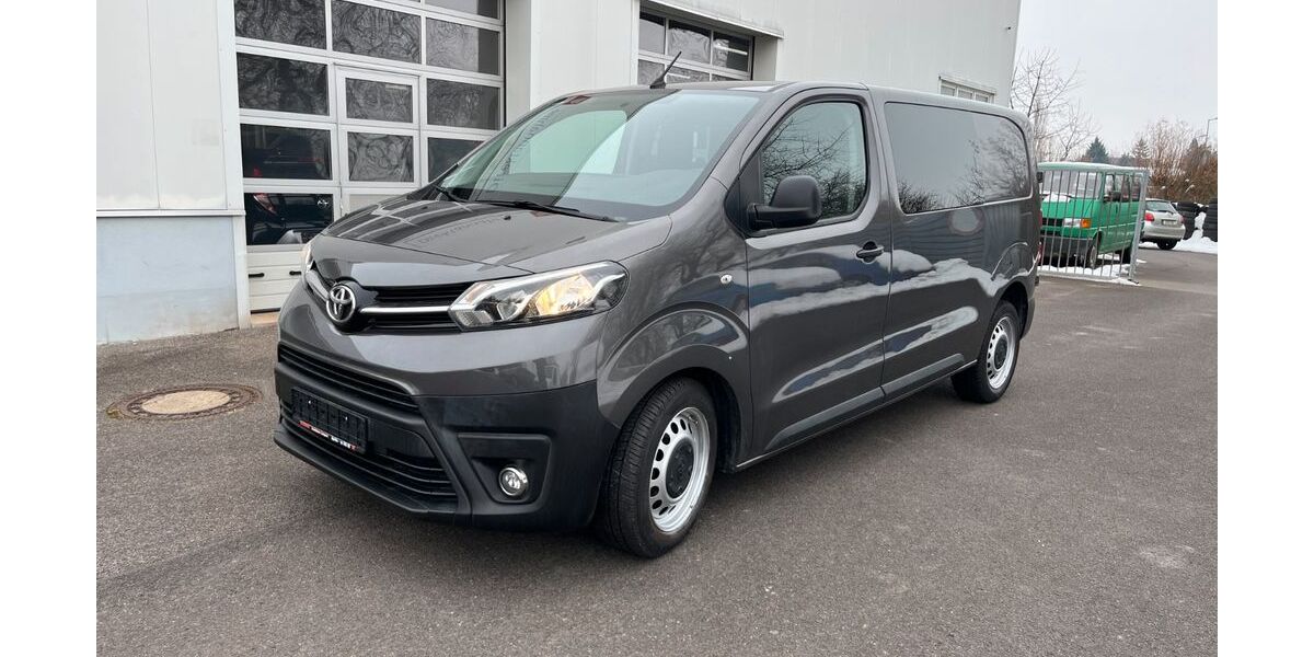 Toyota Proace (Verso) 82.190 km 15.990 &euro; Apolda 99510