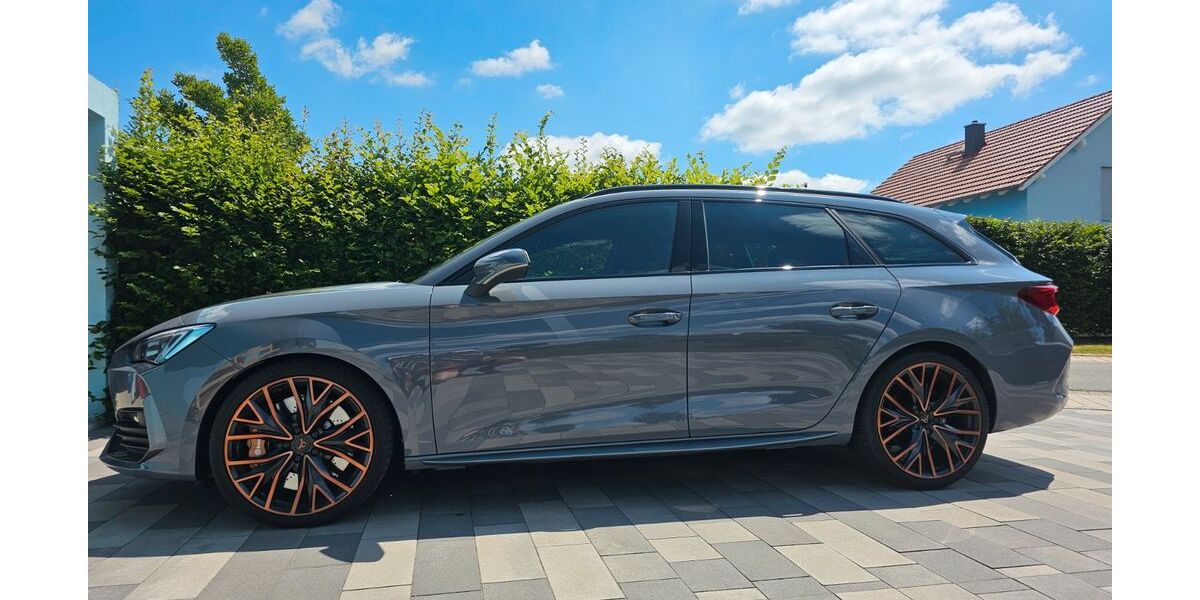 Cupra Leon 49.283 km 26.999 &euro; Bad Berka 99438