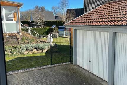 Wohnung Erfurt Hochheim - 4 Zimmer, 130 m&sup2;, 1.300&euro; | Angebot:26004800