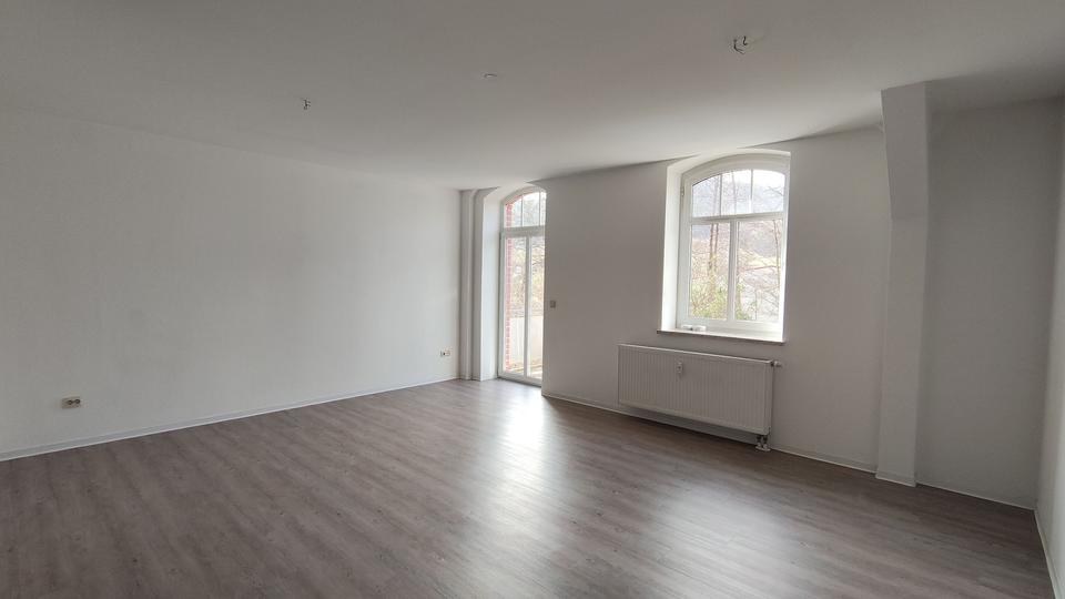 Etagenwohnung Rudolstadt - 3 Zimmer, 68 m&sup2;, 525&euro; | Angebot:25918461
