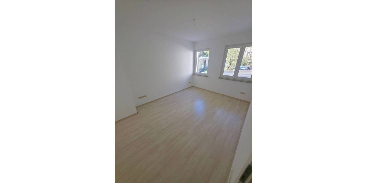 Etagenwohnung Jena Nord - 4 Zimmer, 88 m&sup2;, 1.000&euro; | Angebot:26188331