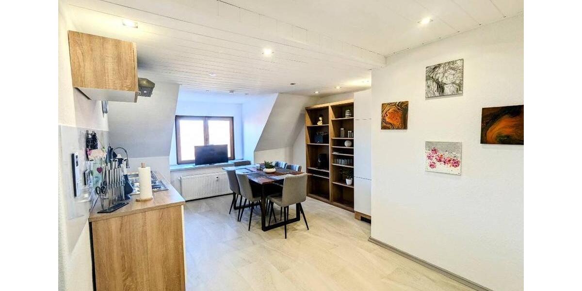 Dachgeschoßwohnung Lehesten - 2 Zimmer, 70 m&sup2;, 630&euro; | Angebot:26276439