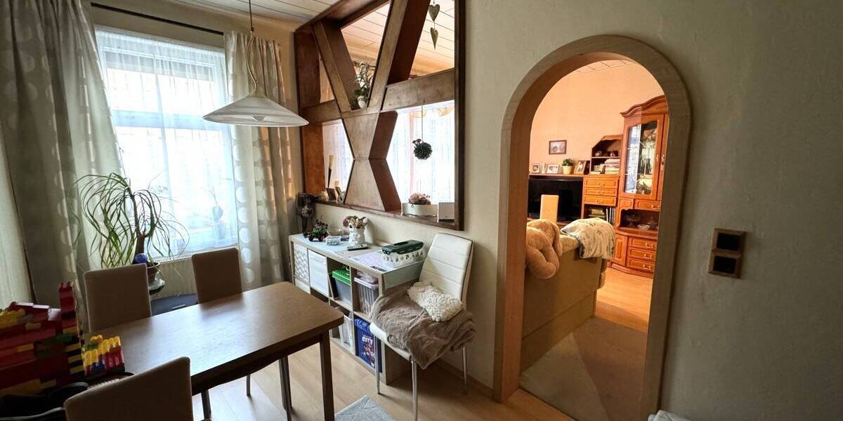 Mehrfamilienhaus, Wohnhaus Rudolstadt Zentrum - 7 Zimmer, 180 m&sup2;, 165.000&euro; | Angebot:25676529