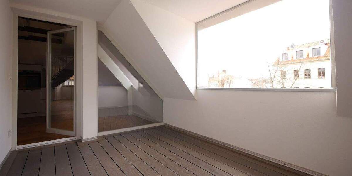 Etagenwohnung Erfurt Altstadt - 2 Zimmer, 87 m&sup2;, 995&euro; | Angebot:25908833