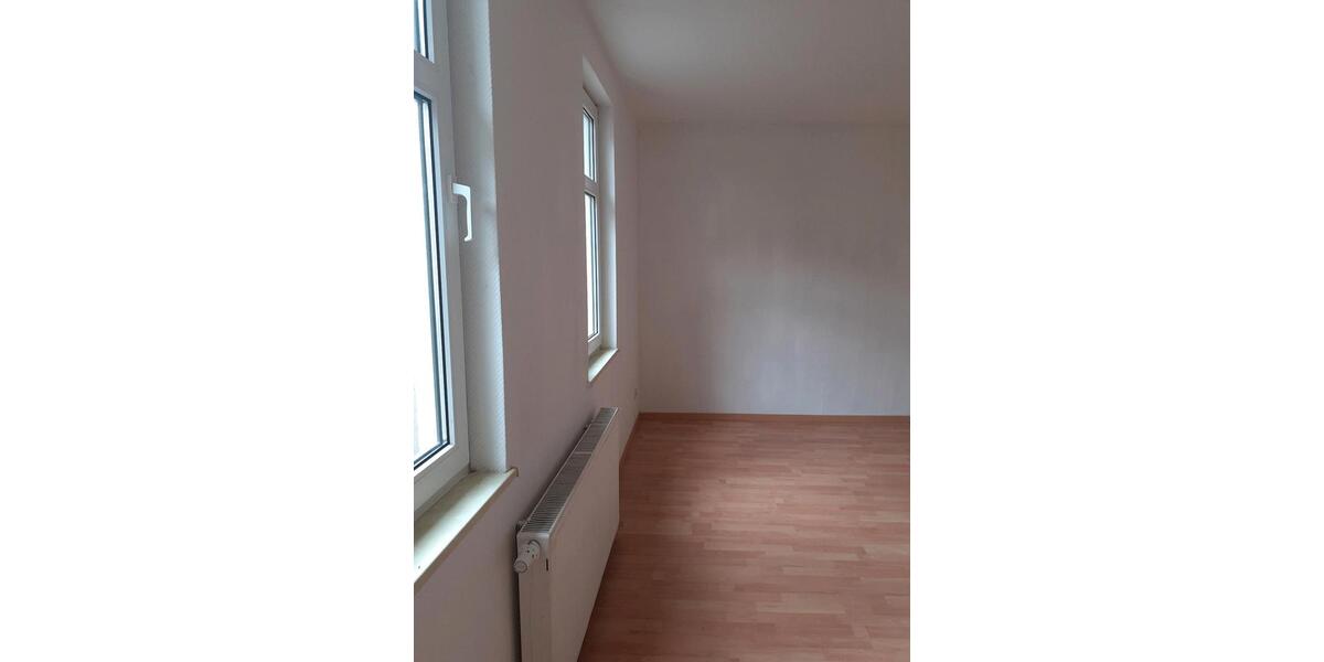 Etagenwohnung Apolda - 2 Zimmer, 42 m&sup2;, 250&euro; | Angebot:26619139