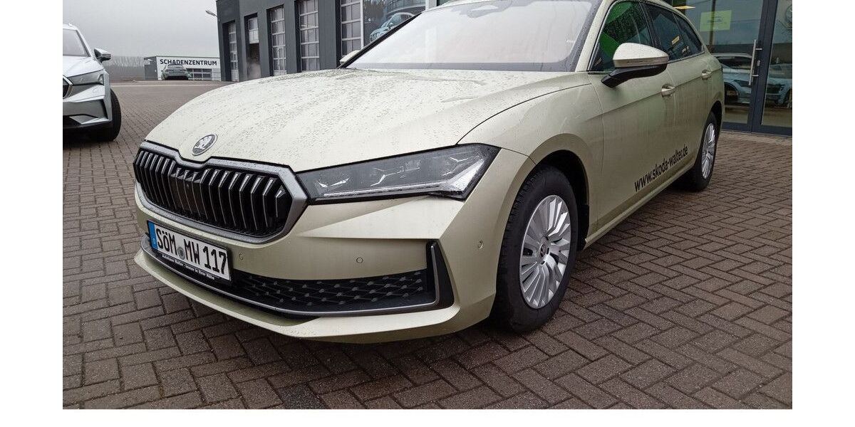 Skoda Superb 8.000 km 49.990 &euro; Sömmerda 99610