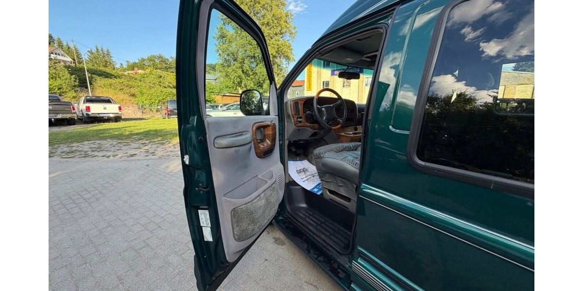 Chevrolet Astro 