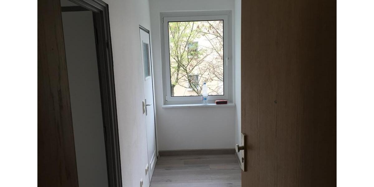 Etagenwohnung Erfurt Hochheim - 2 Zimmer, 48 m&sup2;, 520&euro; | Angebot:26610363