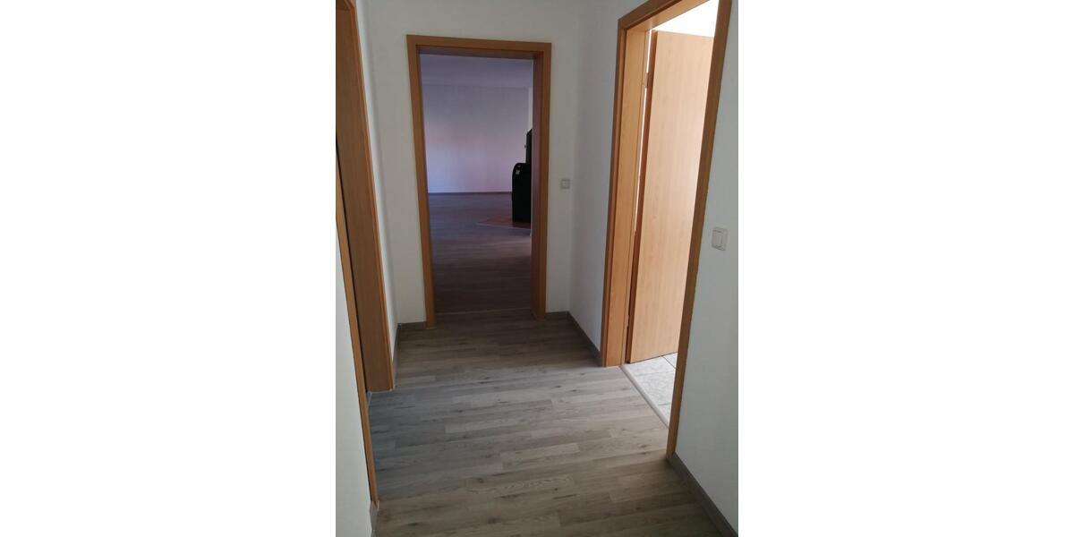 Etagenwohnung Blankenhain - 2 Zimmer, 85 m&sup2;, 710&euro; | Angebot:24658867