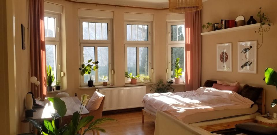 Hochparterre Apolda - 4 Zimmer, 160 m&sup2;, 1.450&euro; | Angebot:26026073