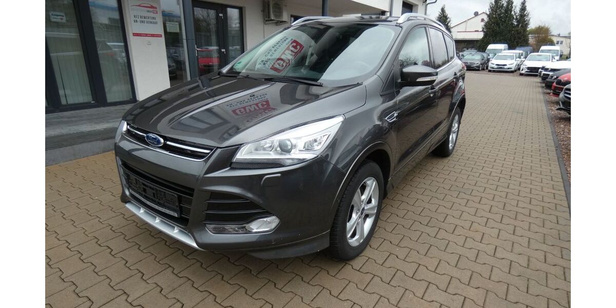 Ford Kuga 106.000 km 8.890 &euro; Erfurt 99087