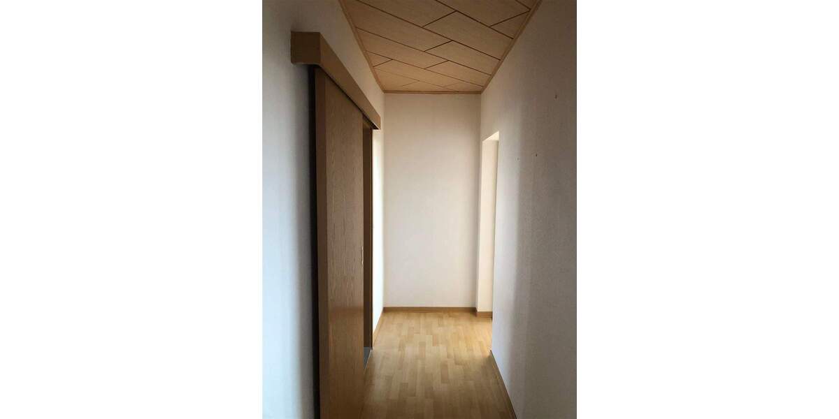 Etagenwohnung Eckartsberga - 2 Zimmer, 50 m&sup2;, 49.000&euro; | Angebot:25678565