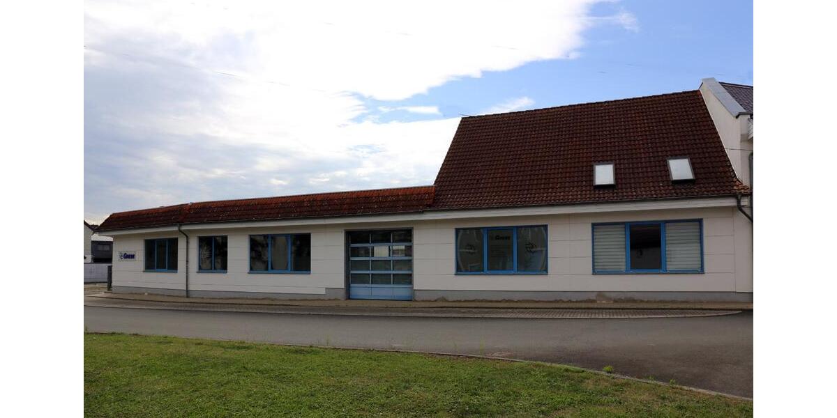 Reihenhaus Apolda - 9 Zimmer, 200 m&sup2;, 450.000&euro; | Angebot:22986914