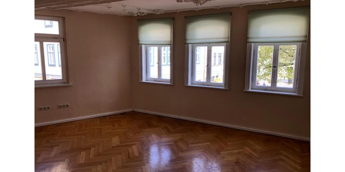 Etagenwohnung Apolda - 2.5 Zimmer, 75 m&sup2;, 450&euro; | Angebot:26004794