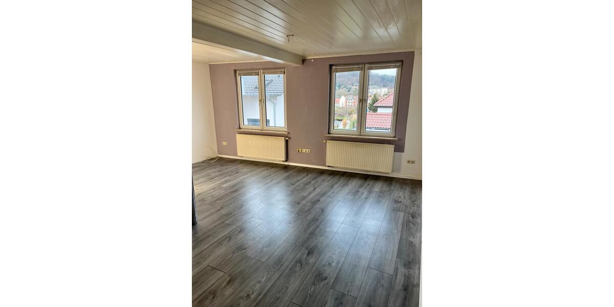 Etagenwohnung Kahla - 1 Zimmer, 39 m&sup2;, 305&euro; | Angebot:26618786