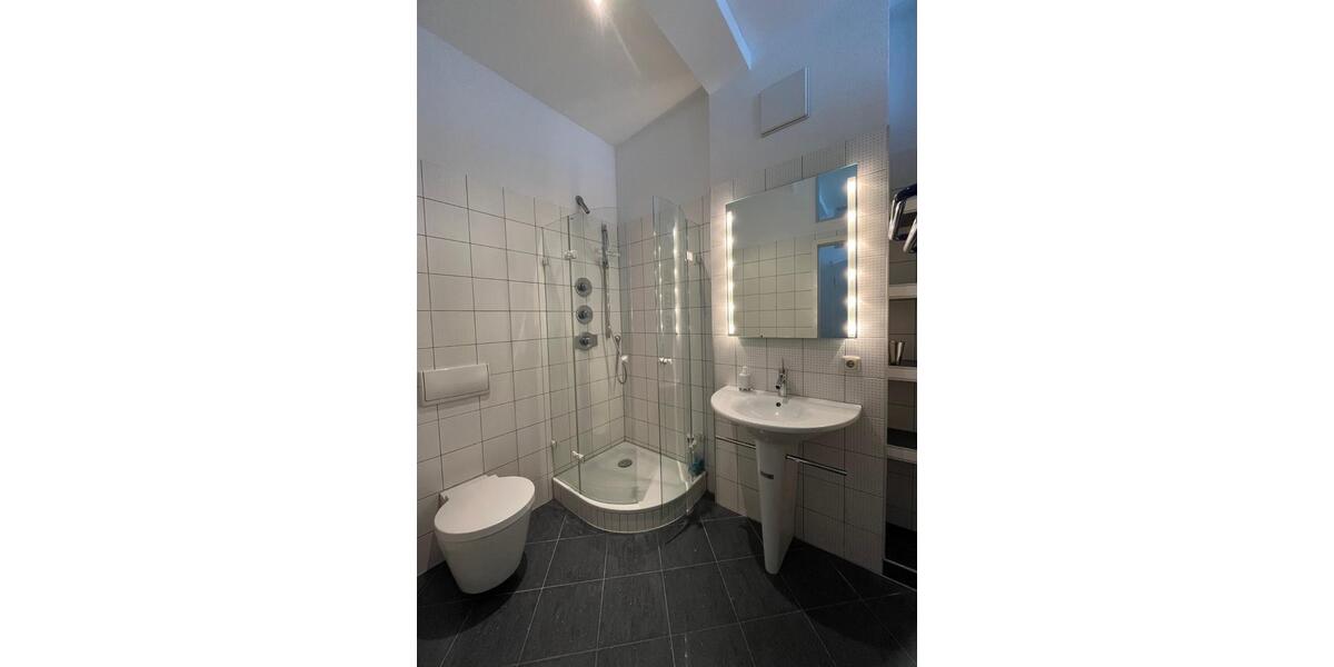 Etagenwohnung Apolda - 3 Zimmer, 99 m&sup2;, 750&euro; | Angebot:24624838