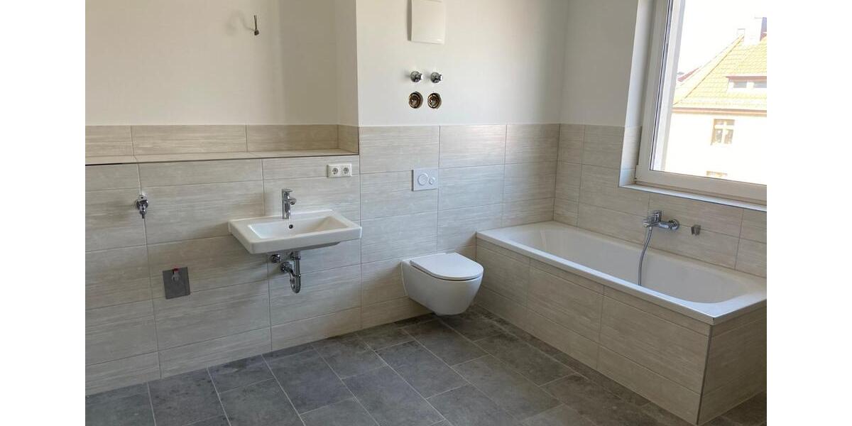 Etagenwohnung Jena Kernberge - 4 Zimmer, 125 m&sup2;, 1.575&euro; | Angebot:25916920